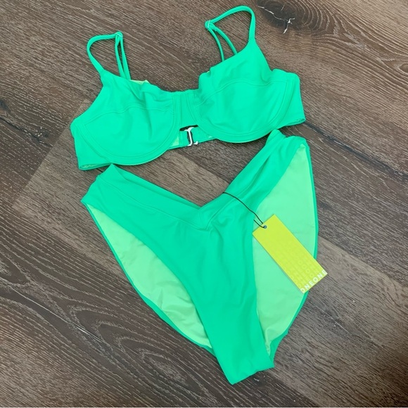 One one swimwear Womens green bikini / cheeky bottoms L NWT - Picture 1 of 10